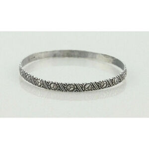 Sterling Silver Flower Bangle Bracelet 8" inch Round 2 5/8" Diameter